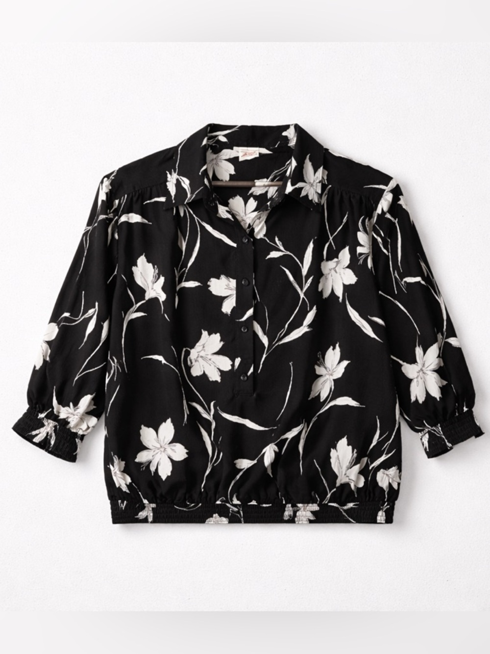 Vintage GW A Division of Graff Black and White Floral Button Front Popover - Picture 1 of 7
